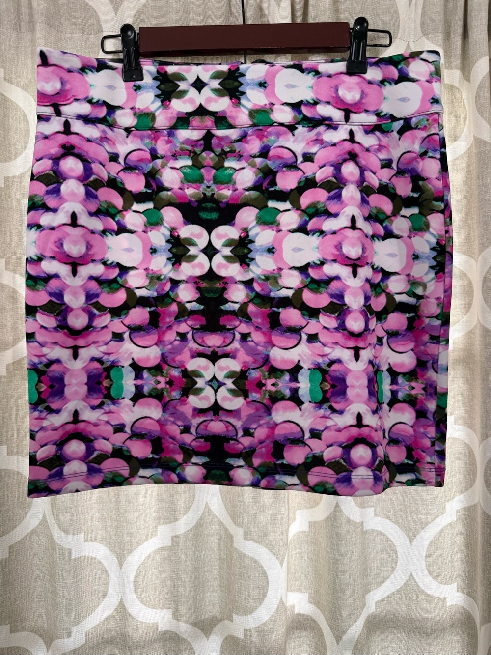 L'AMOUR x Nanette Lepore Floral Watercolor Kaleidoscope Print Pencil Skirt